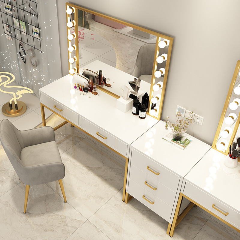 Makeup table Photo studio Make – Beauty And Makeup Studio Bewertung und Preis