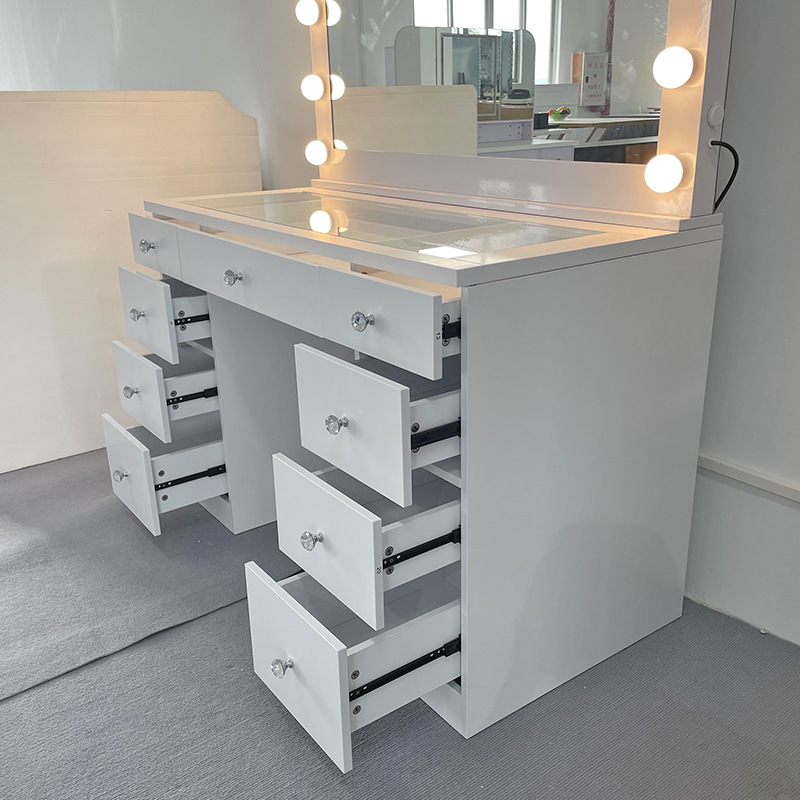 Spot Internet celebrity studio – Beauty And Makeup Studio Bewertung und Preis