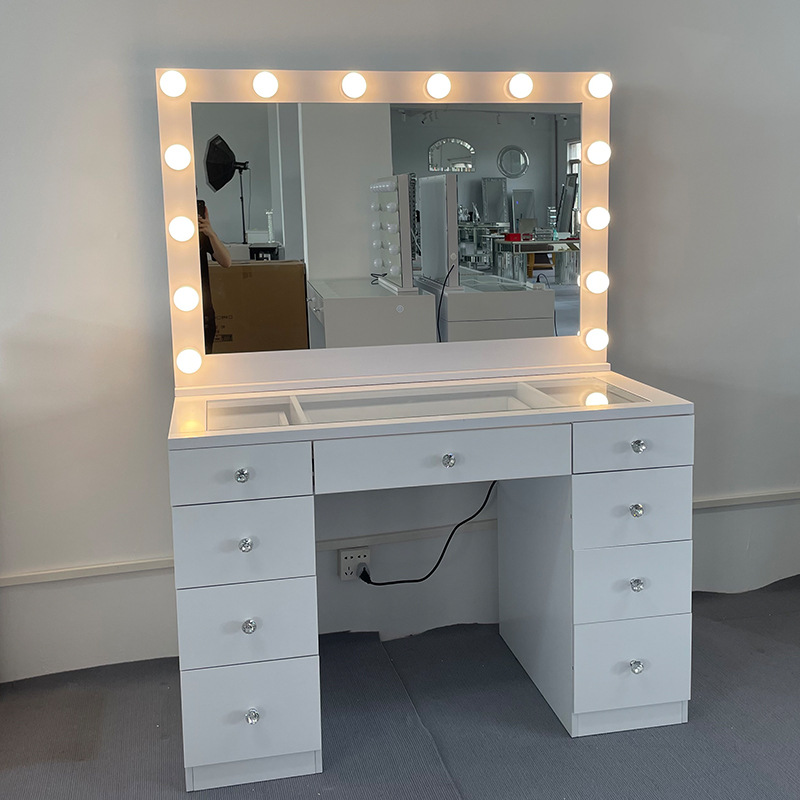 Spot Internet celebrity studio – Beauty And Makeup Studio Bewertung und Preis
